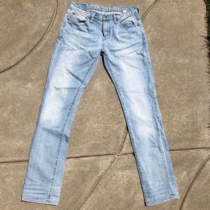 American Eagle Light Wash Jeans